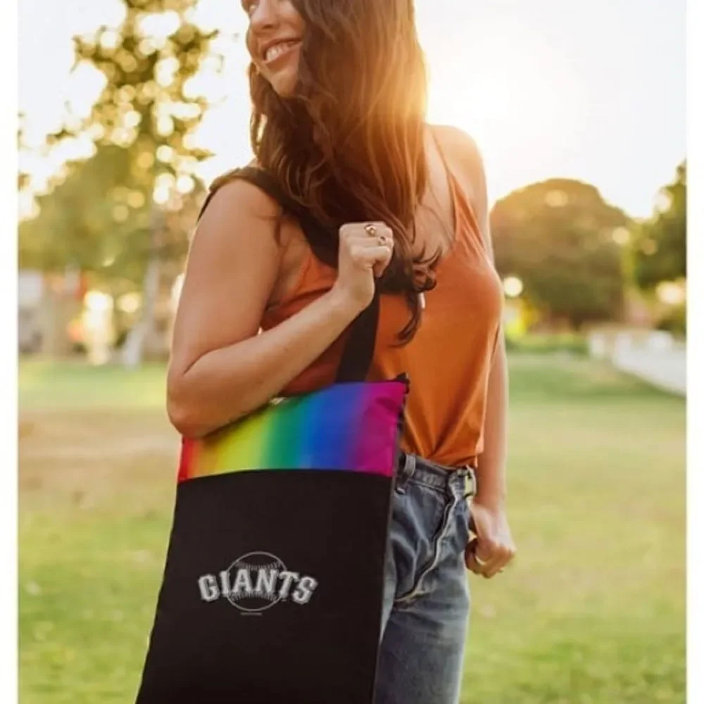 NEW Giants baseball ⚾️stadium blanket- picnic blanket with carrying storage bag